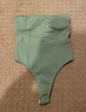 Pretty Little Thing Bodysuit thumbnail 3