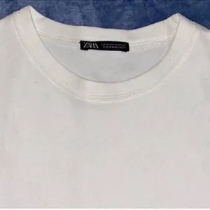 Zara Short Sleeve Sweater Dress. (Size Medium) thumbnail 5
