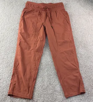 Lululemon Size 8 Dance Studio Mid Rise Crop Pants Savannah Travel Athleisure thumbnail 1
