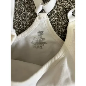 New Balance White Seamless Light-Support Sports Bra M thumbnail 2