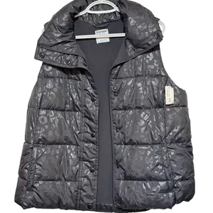 Old Navy Women's Gray Cheetah Print Puffer Vest Zips and Snaps Size XL thumbnail 1