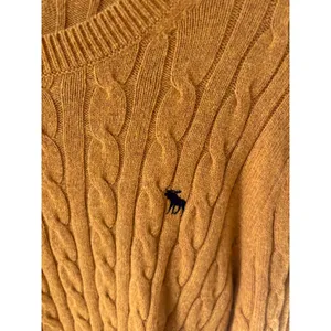Vintage Y2K Abercrombie & Fitch Cable Knit Sweater Size‎ Small thumbnail 3