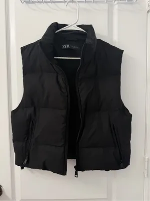 Zara Water Repellent Windproof Puffer Vest (Size S) thumbnail 8