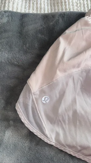 Lululemon shorts  thumbnail 4