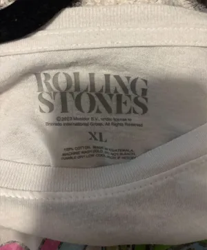 The Rolling Stones Graphic Tee Band thumbnail 3
