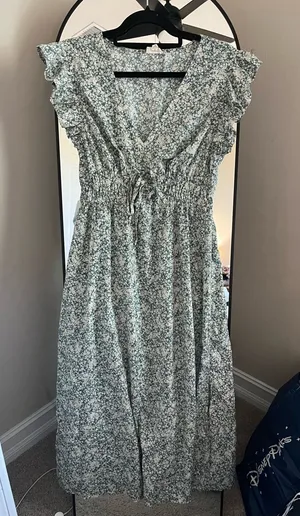 Hem & Thread Floral Maxi Dress in Green and White thumbnail 1