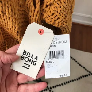 NWT Billabong Onward We Go Chenille Sweater Mustard L thumbnail 12