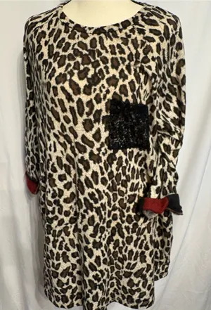 Sunshine and Rodeos Leopard Print Women's Top with Black Sequin Pocket. NWT SZ L thumbnail 1