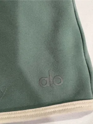 NWT Alo Yoga Airlift Bra Airbrush Streamlined Skirt Set Botanical Green Small thumbnail 3