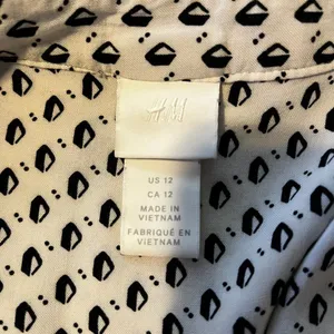 Women's H&M Black & White LS Dress, Size‎ 12 thumbnail 3