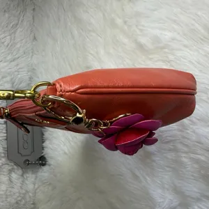 COACH y2k Ashley Mini Purse Wristlet Mini Purse thumbnail 7