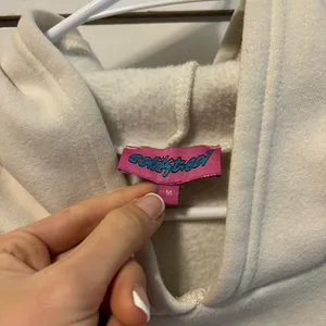 Edikted Cherry Sweatshirt thumbnail 4