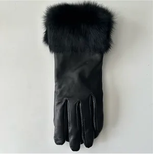 Elegant Black Fur-Trimmed Leather Gloves thumbnail 2