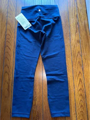 Lululemon Wunder Train High Rise 23” True Navy Size 6 NWT thumbnail 2