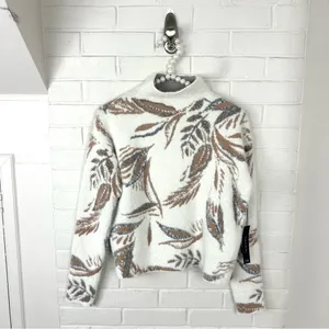 NWT Tahari Fuzzy Knit Patterned Sweater Size XS thumbnail 2