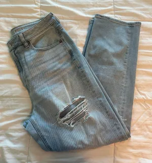 American Eagle Mom Straight Jean thumbnail 1