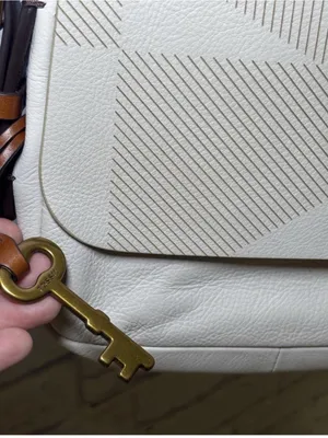 Vintage Fossil Harper Saddle Ivory Cream Leather Crossbody Bag Y2K Key Charm thumbnail 15