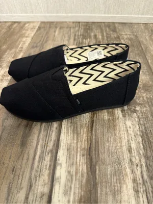 Toms Black Slip-On Canvas Shoes Size 5.5 Wide thumbnail 9