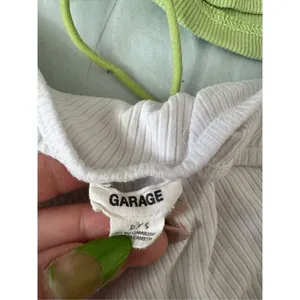 Garage White crop top size small thumbnail 5
