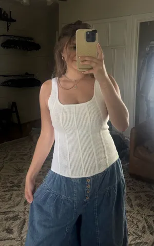 Aritzia Babaton Sculpt Knit Squareneck Tank thumbnail 1