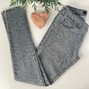 S.O.N.G. Leopard print jeans. Size 5. Blue thumbnail 1