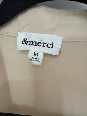 &merci Cream V-Neck Gathered Peasant Blouse NWOT thumbnail 2