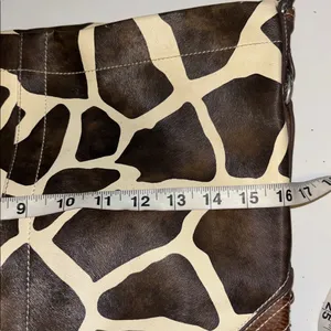 Source Unknown BROWN & CREAM FAUX LEATHER GIRAFFE PRINT DESIGN BIG BUCKET BAG SILVER HARDWARE thumbnail 9