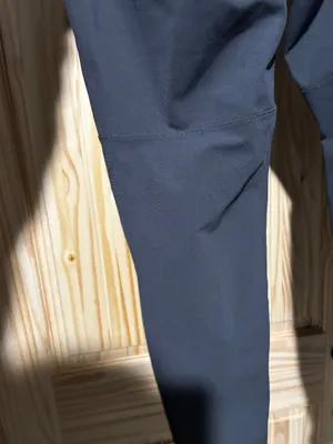 Lululemon Men’s Pants thumbnail 9