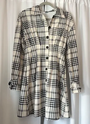 SHEIN Black and Cream Plaid Long Sleeve Button-Front Fall Dress Size Medium thumbnail 1
