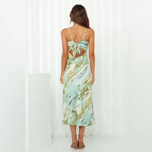 Petal and Pup Hello Molly My Location Midi Dress green size 8 thumbnail 3