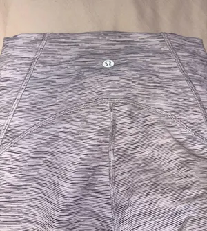 Lululemon Wunder Under Crop thumbnail 2