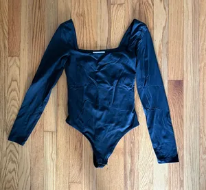 Aritzia Bodysuit Babaton Square Neck thumbnail 1