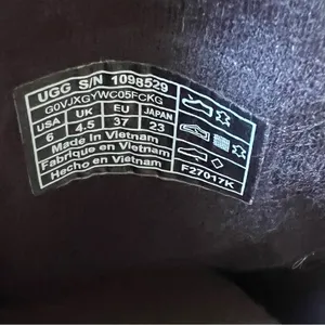UGG NEW Women's Gene Slip On Black Leather Mule Size 6 #937 thumbnail 6