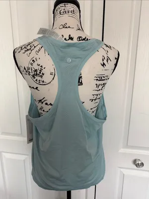 lululemon athletica Swiftly Tech ScoopNeck Tank 2.0 *Race - Foam thumbnail 3