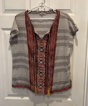 THML Womens Gray Striped Embroidered Boho‎ V-Neck Tassel Top Large Beachy Boho thumbnail 1