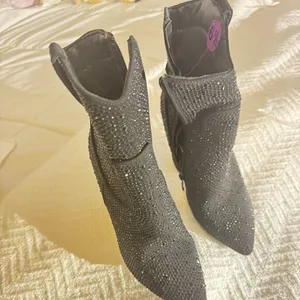 Forever Black Rhinestone Western Boots - Size 6.5 thumbnail 2
