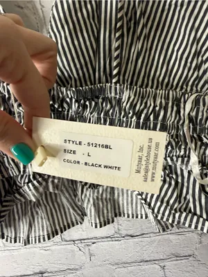 NWT sim and Sam Striped Tie-Shoulder Smocked Waist Women's Top large thumbnail 7