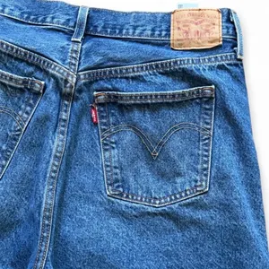 Levi's 501 blue mid thigh denim shorts thumbnail 3