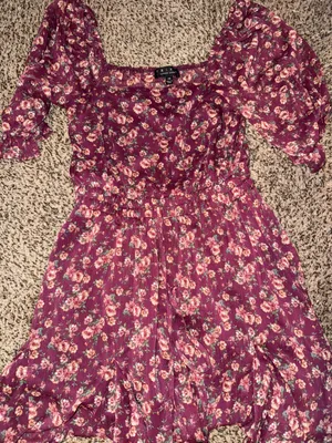 Francesca's Dress thumbnail 1