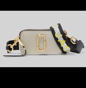 Marc Jacobs Snapshot thumbnail 4