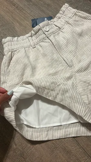 Hollister Shorts thumbnail 2