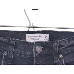 Abercrombie Womens Ankle Straight Ultra High Rise Jeans Size 0 (25) Black Denim thumbnail 5