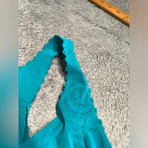 Lululemon teal tank top thumbnail 5