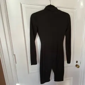 K Mock Neck Front‎ Zip Thigh Length Black Bodysuit thumbnail 10