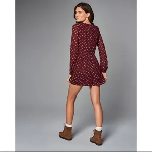 ✨HP 6-2-17✨Women's Cutout Long-sleeve Romper✨ thumbnail 3