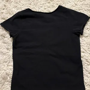 Brandy Melville Black Ruched Short Sleeve Tee One Size thumbnail 4