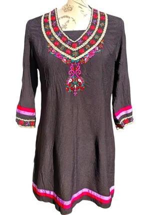 -1667 Embroidered Tunic Top Black 3/4 Sleeve fits‎ Women's Size XS thumbnail 1