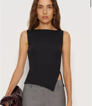 Reformation Hudson Top thumbnail 2