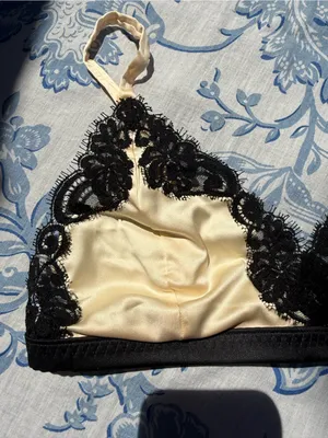 Banana Republic Cream Satin Bralette with Black Lace Trim size L large thumbnail 3