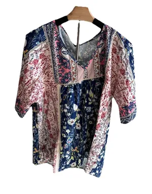 NWT C.O.Z.Y. Floral Patchwork Mixed Media Top - Size Large‎ - NEW Boho thumbnail 1